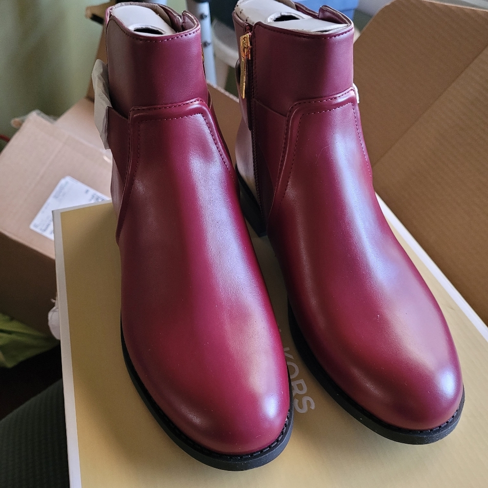 Carmen Ankle Boot Michael Kors - Picture 3 of 8